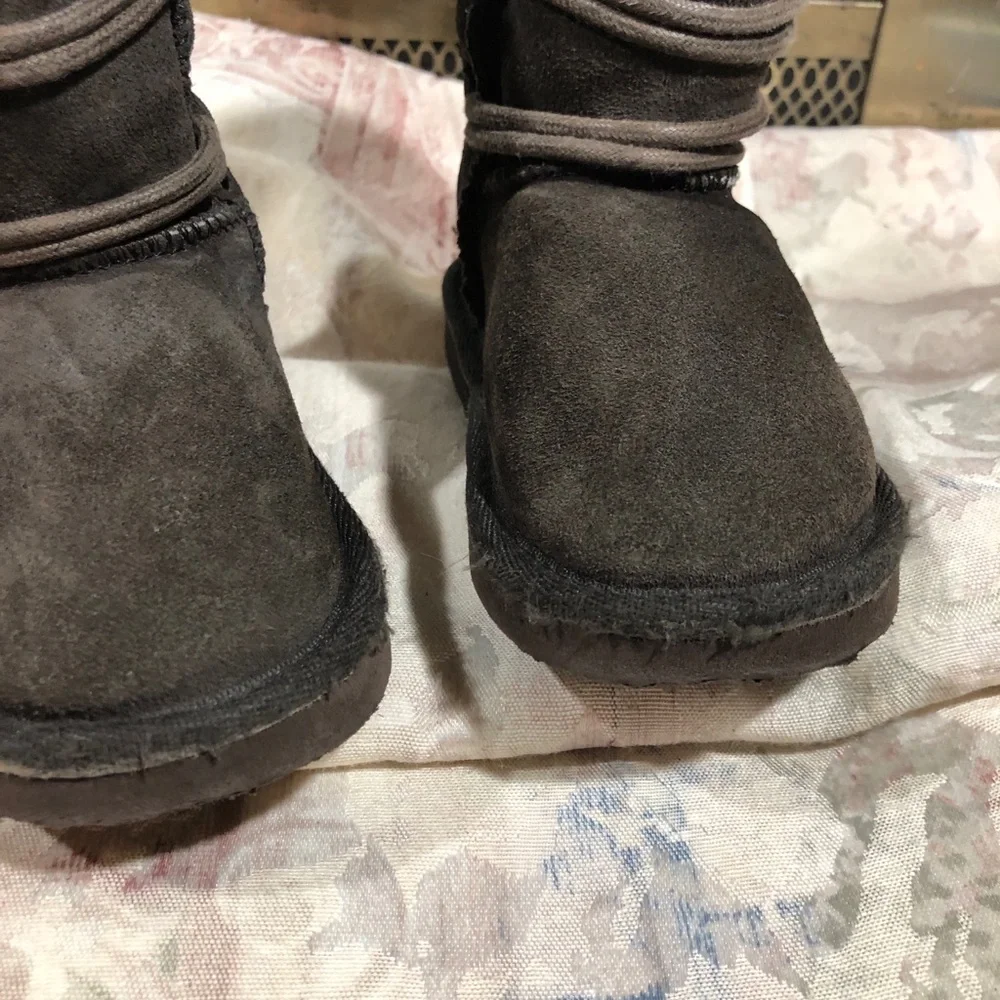 Ukala Suede and sheepskin lined boots.